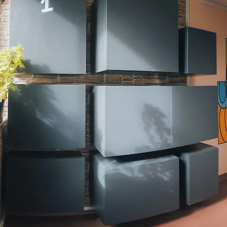 Graffiti Hotel Rooftop - Central Location Hotel