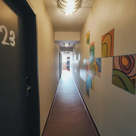 Graffiti Rooftop - Location 酒店 3*