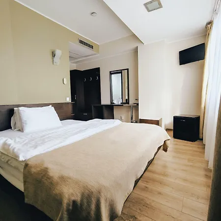 Graffiti Rooftop - Location 酒店 布加勒斯特