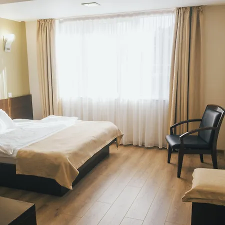 Graffiti Rooftop - Location 布加勒斯特