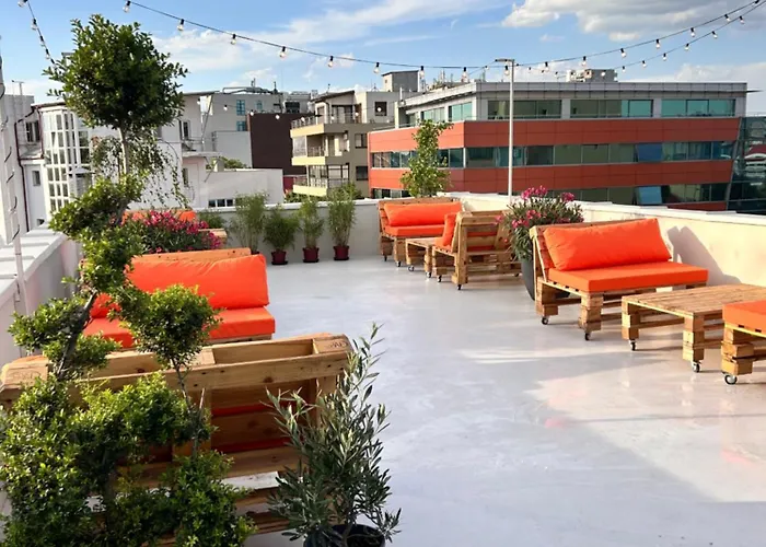 Graffiti Rooftop - Location 3*