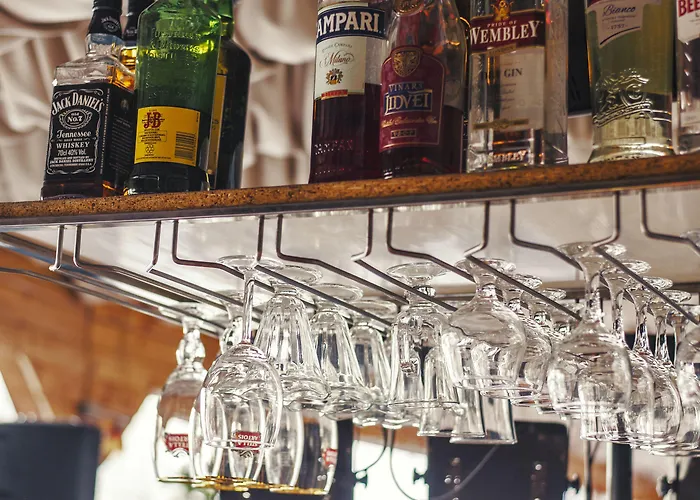 Graffiti Rooftop - Location