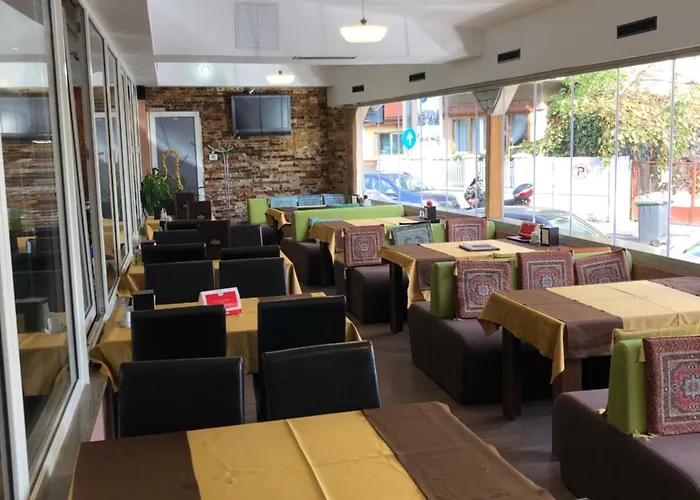 Graffiti Rooftop - Location Bukarest