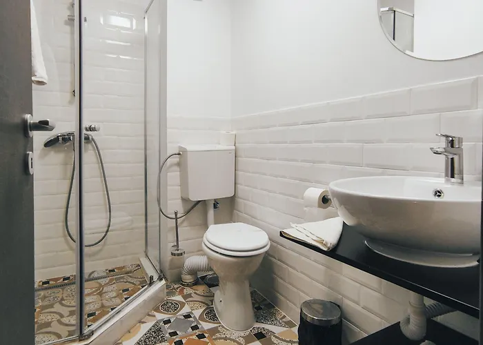 Graffiti Rooftop - Location Hotell 3*