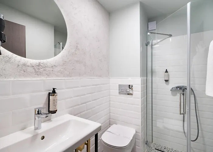 Graffiti Rooftop - Location